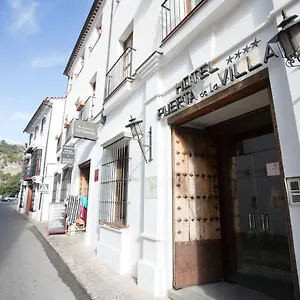 4* Hotel Puerta De La